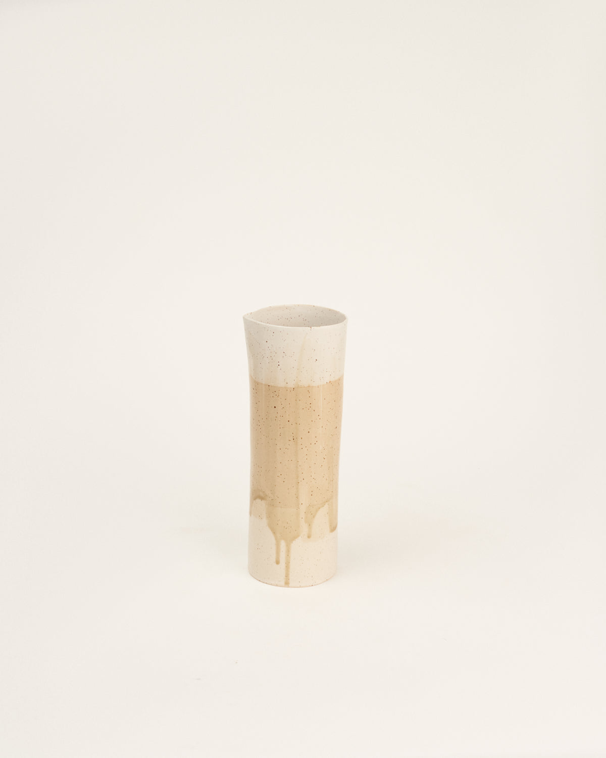 Sand pitcher