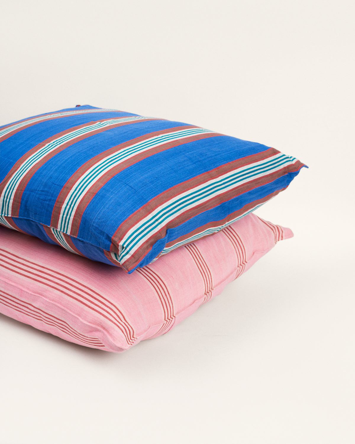 Nilo cushion
