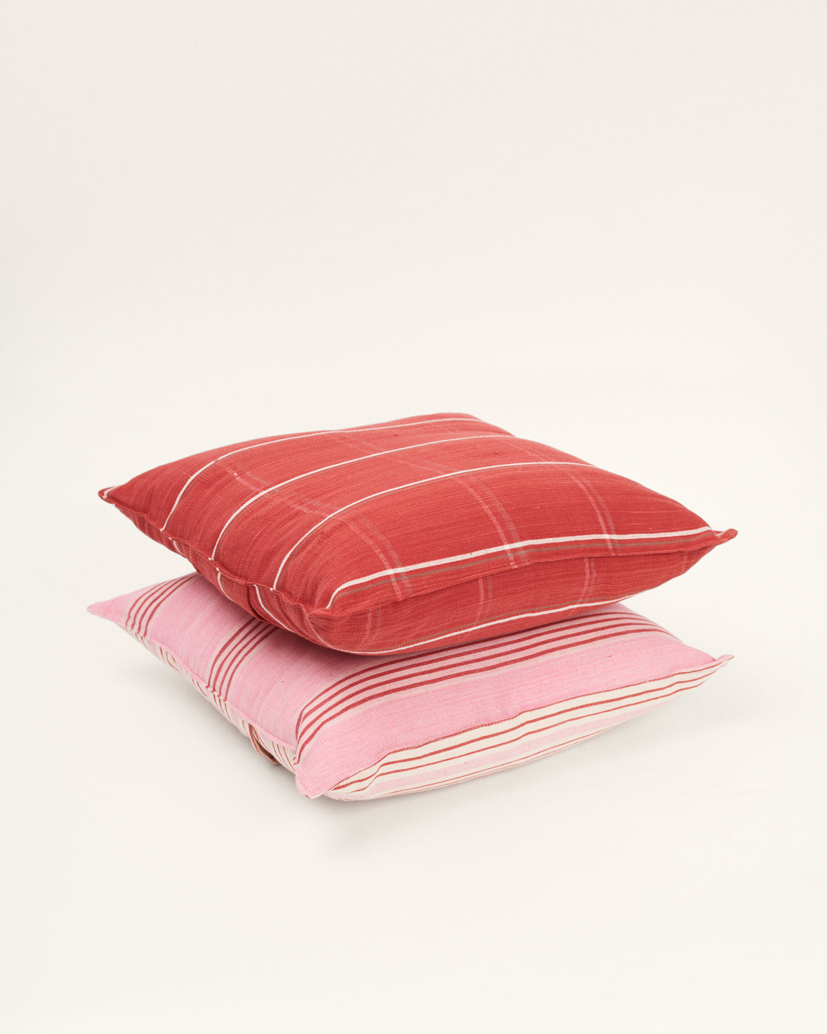 Guinea cushion
