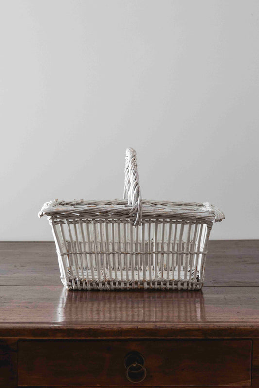 Antique white wicker basket with handle 