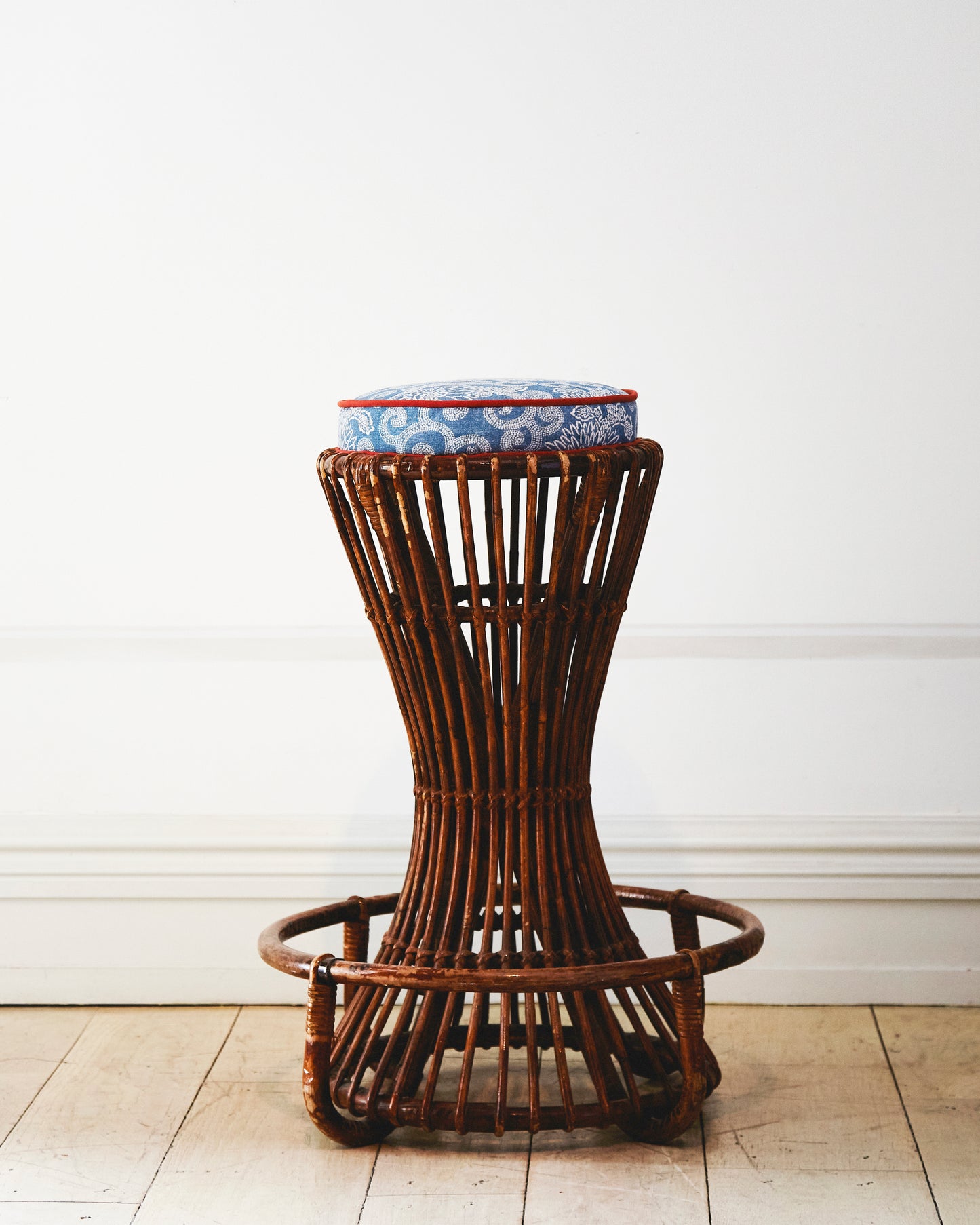 Pair of rattan stools by Tito Agnoli for Bonacina