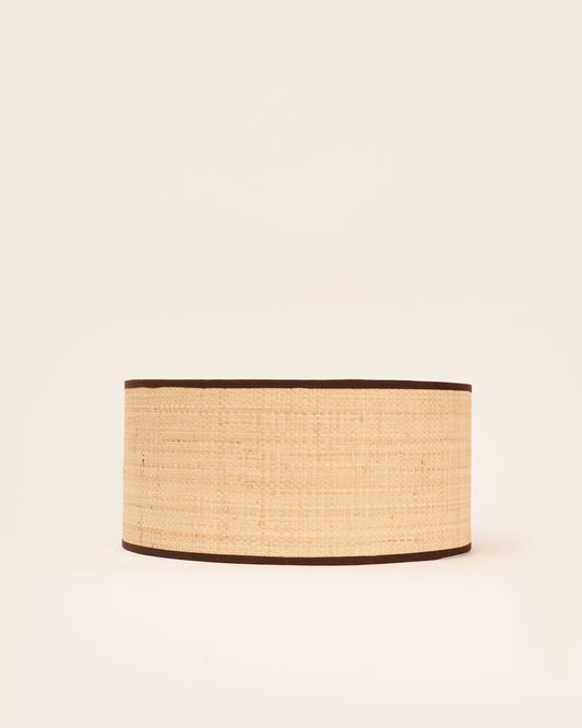 <transcy>Natural raffia shades with dark brown piping</transcy>