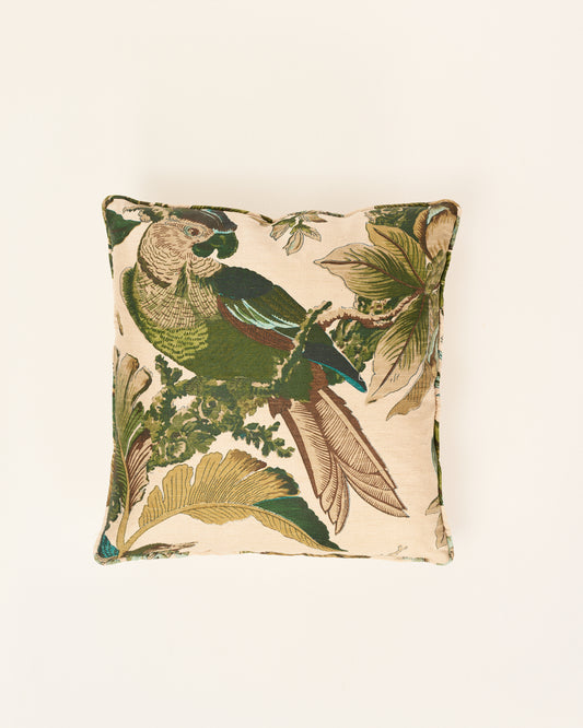 <transcy>Parrots cushion</transcy>