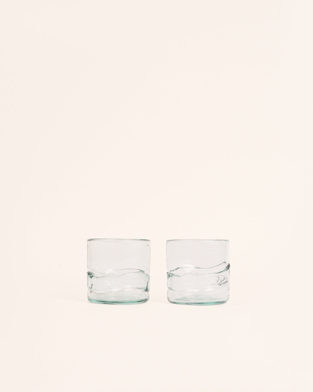 <transcy>Pair of small transparent spatter glasses</transcy>