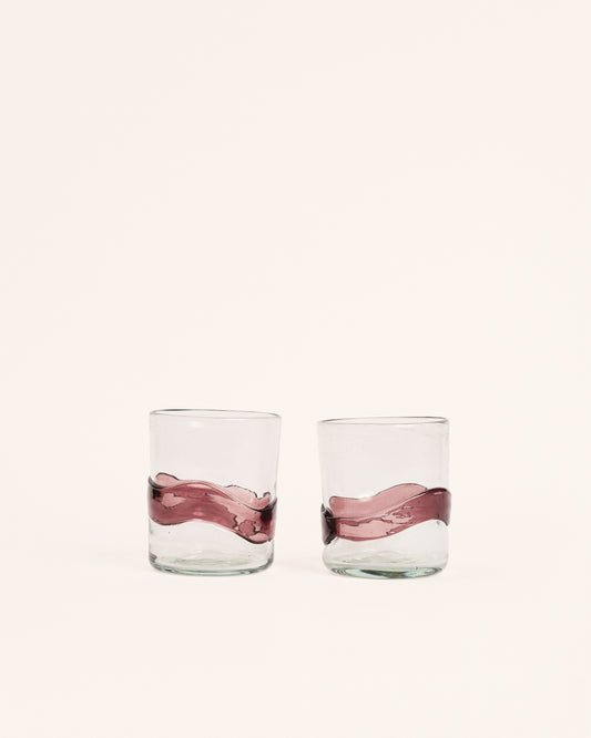 <transcy>Pair of medium amethyst spatter glasses</transcy>