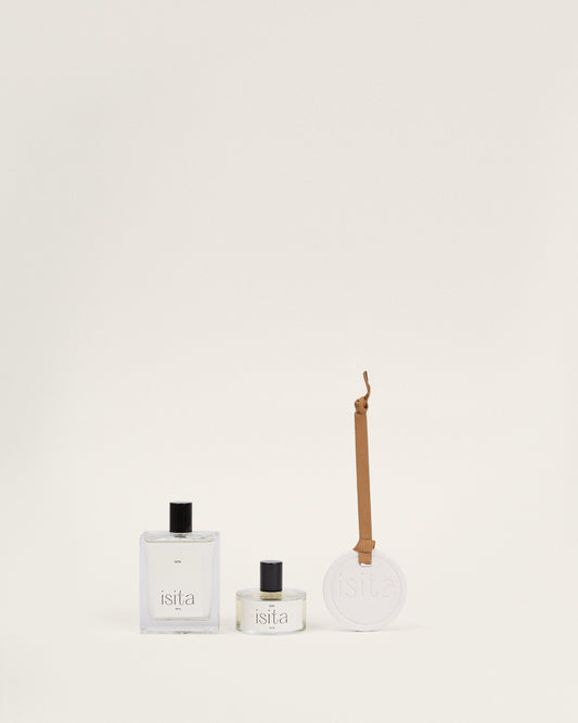 <tc>Pack of isita's home spray and diffuser</tc>
